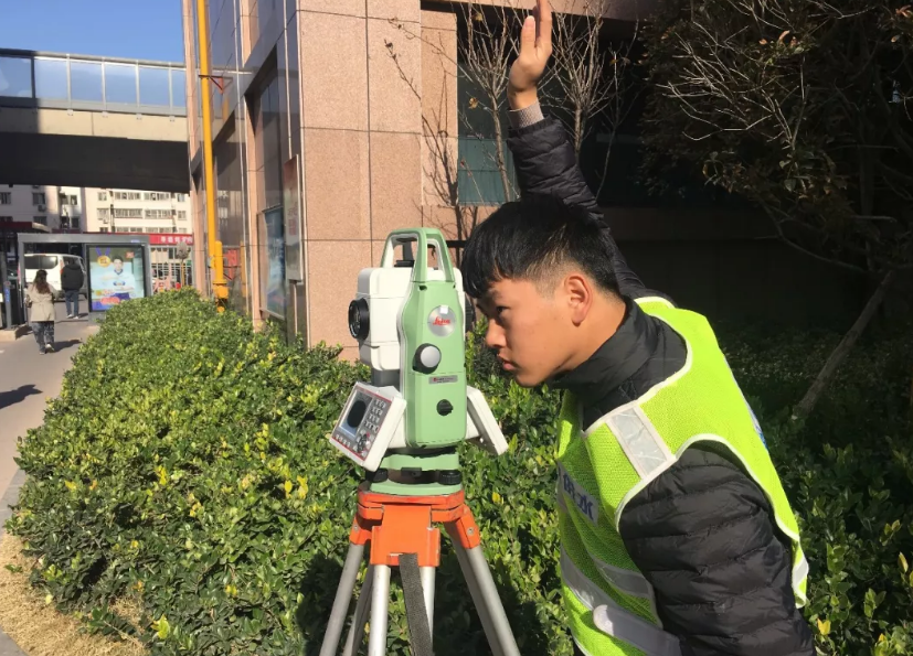 徠卡TZ08全站儀，城市測(cè)量好伴侶?。?！